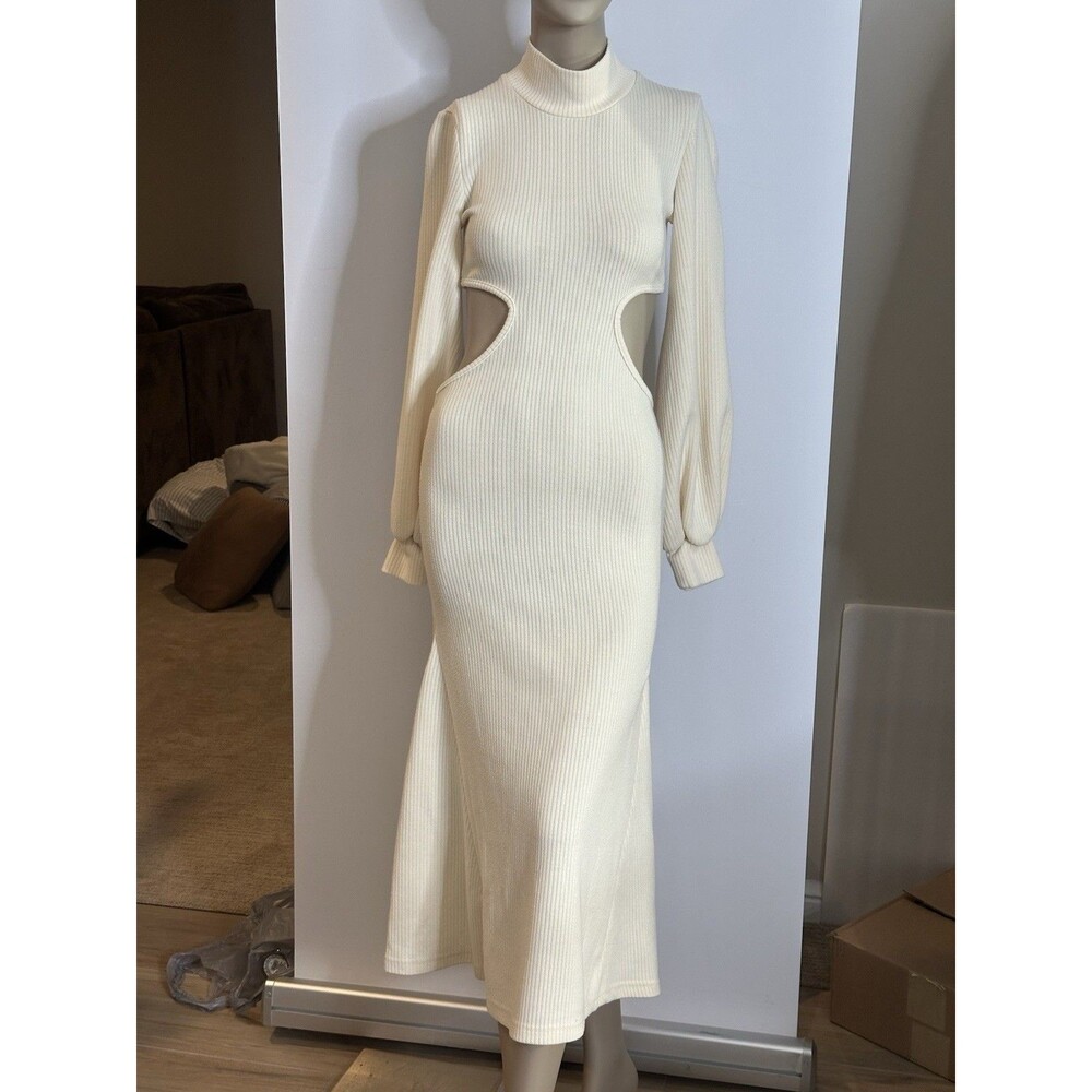WEWOREWHAT Cut Out Sweater Dress in Ivory, Size: S